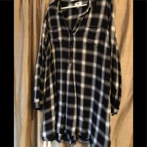 Black and white plaid dress never worn size XXl